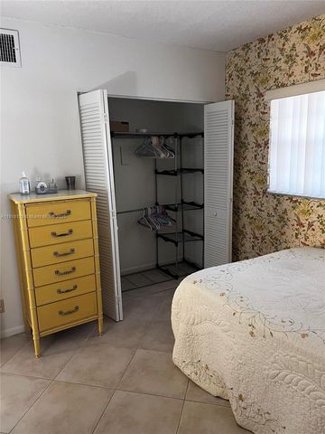 3250 NW 85th Ave 7, Coral Springs, FL 33065