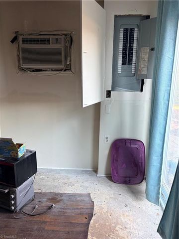 4625 Yuma Court, Winston-salem, NC 27107