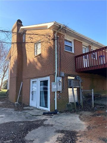 4625 Yuma Court, Winston-salem, NC 27107