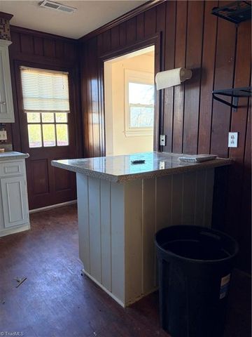 4625 Yuma Court, Winston-salem, NC 27107