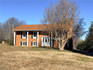 4625 Yuma Court, Winston-salem, NC 27107