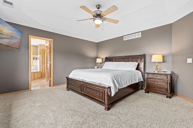 5606 Alexandra Drive, Minnetrista, MN 55364