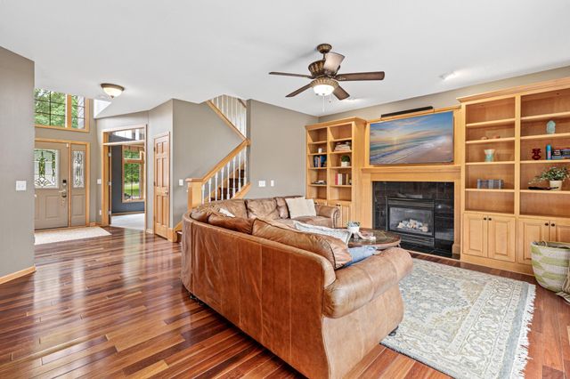 5606 Alexandra Drive, Minnetrista, MN 55364