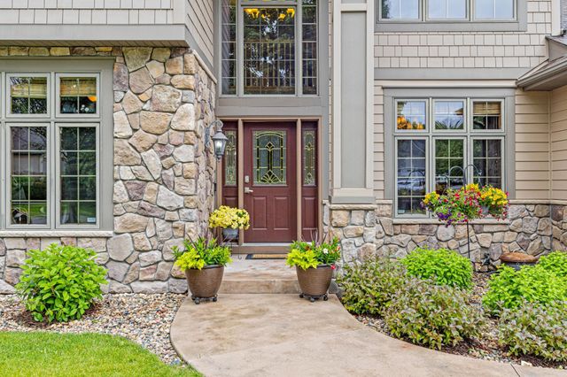 5606 Alexandra Drive, Minnetrista, MN 55364