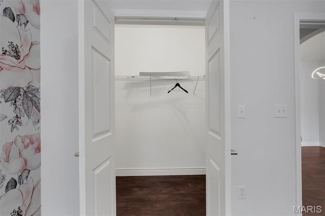37 Kassebaum Lane 300, St Louis, MO 63129