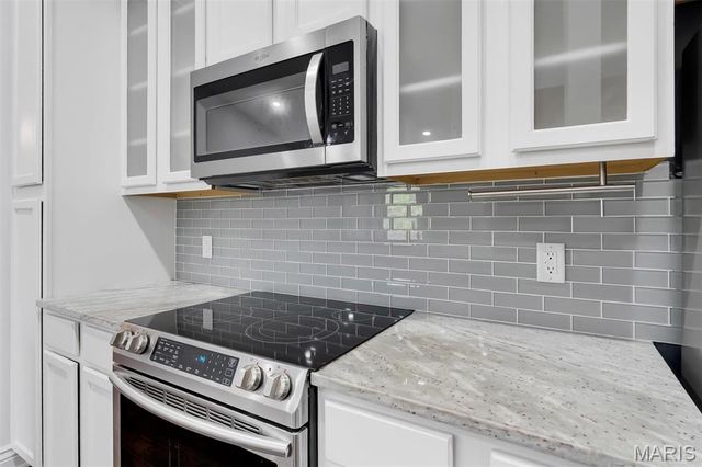 37 Kassebaum Lane 300, St Louis, MO 63129
