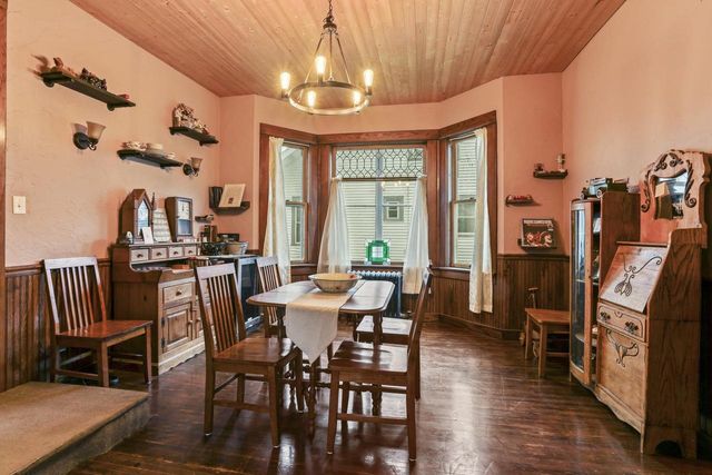 37 N 6TH STREET, Hilbert, WI 54129