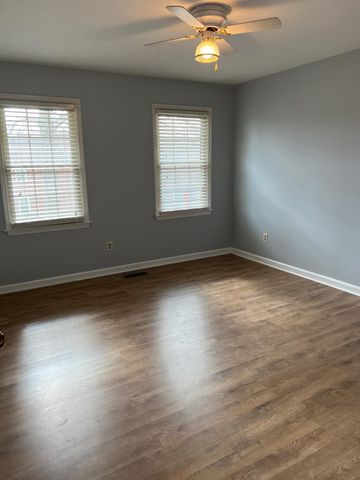 929 Woodglen Court, Lexington, KY 40515