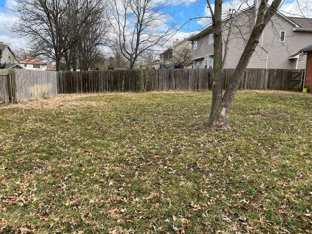 929 Woodglen Court, Lexington, KY 40515