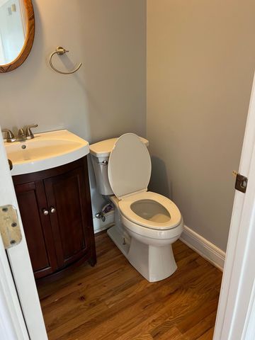 929 Woodglen Court, Lexington, KY 40515