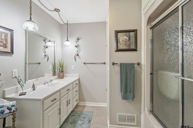 152 County Road 2434, Mineola, TX 75773