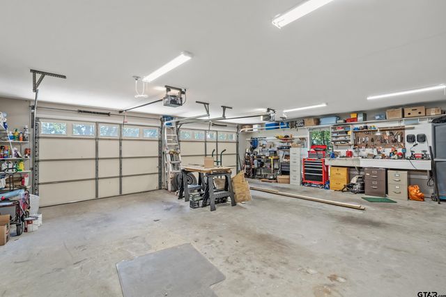152 County Road 2434, Mineola, TX 75773
