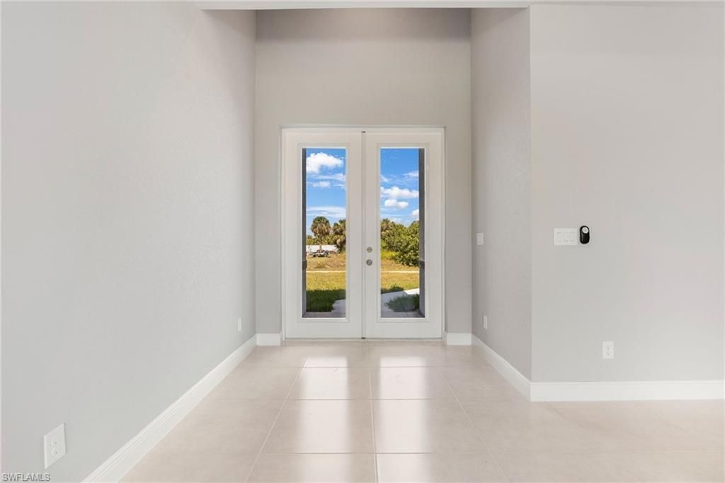 5028 N Peachtree CIR, LABELLE, FL 33935 — photo 2