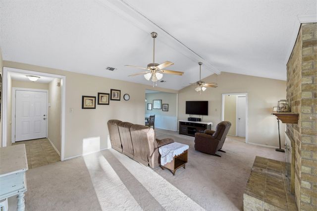 5907 Woodsetter Lane, Arlington, TX 76017