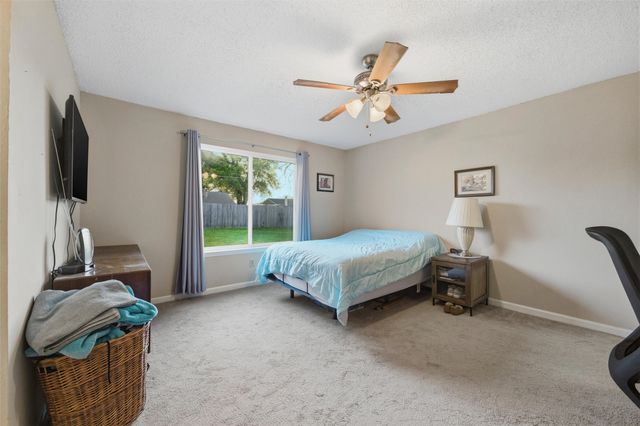 5907 Woodsetter Lane, Arlington, TX 76017