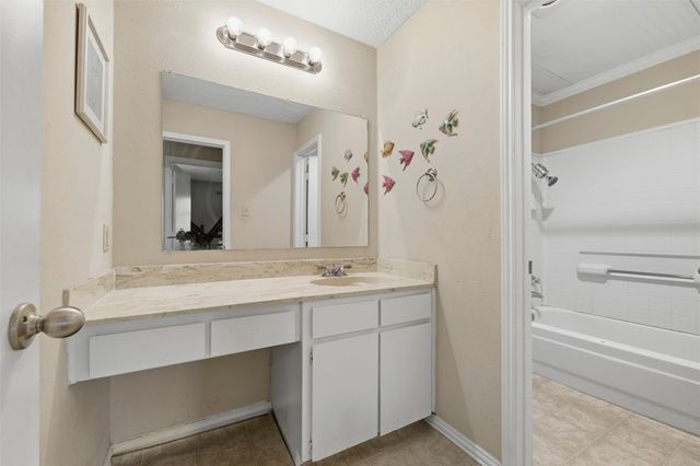 5907 Woodsetter Lane, Arlington, TX 76017