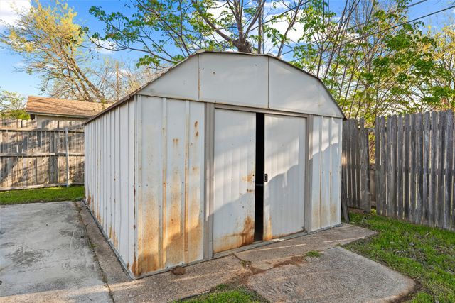 5907 Woodsetter Lane, Arlington, TX 76017