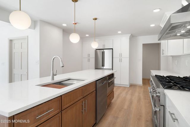 718 Radcliffe Road, Lanoka Harbor, NJ 08734