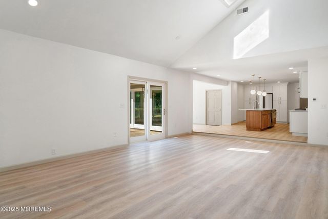 718 Radcliffe Road, Lanoka Harbor, NJ 08734