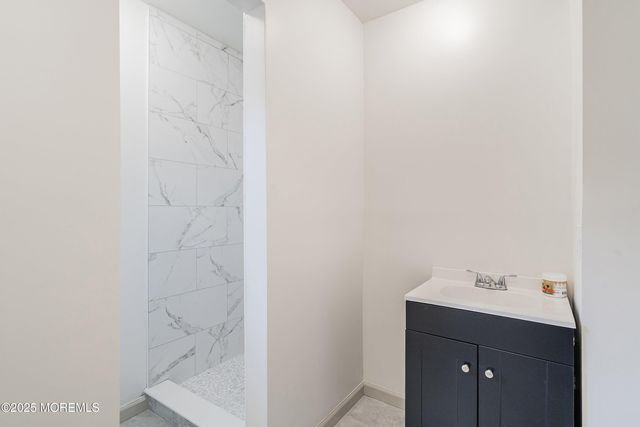 718 Radcliffe Road, Lanoka Harbor, NJ 08734