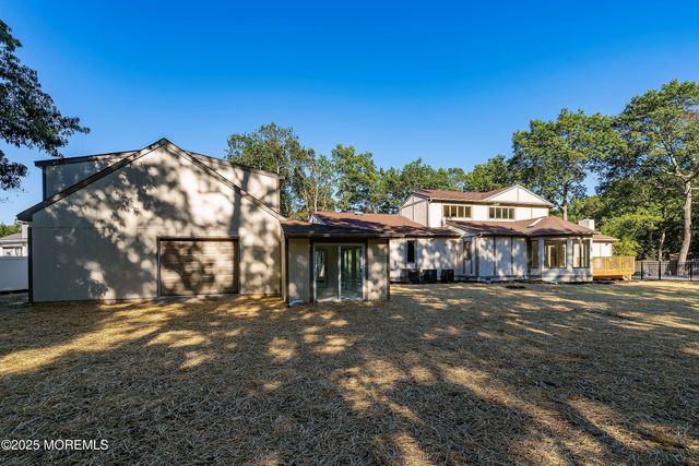 718 Radcliffe Road, Lanoka Harbor, NJ 08734