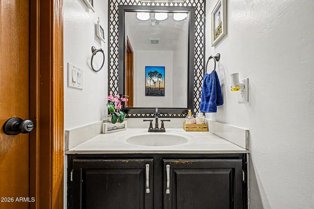 5442 W FALLEN LEAF Lane, Glendale, AZ 85310