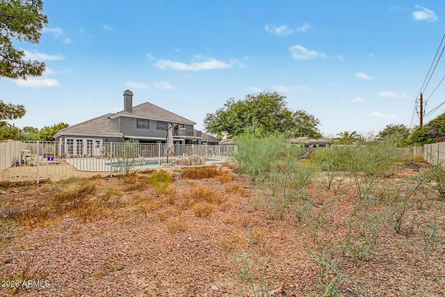 5442 W FALLEN LEAF Lane, Glendale, AZ 85310