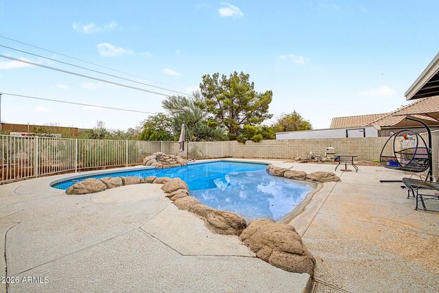 5442 W FALLEN LEAF Lane, Glendale, AZ 85310