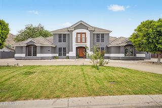 5442 W FALLEN LEAF Lane, Glendale, AZ 85310