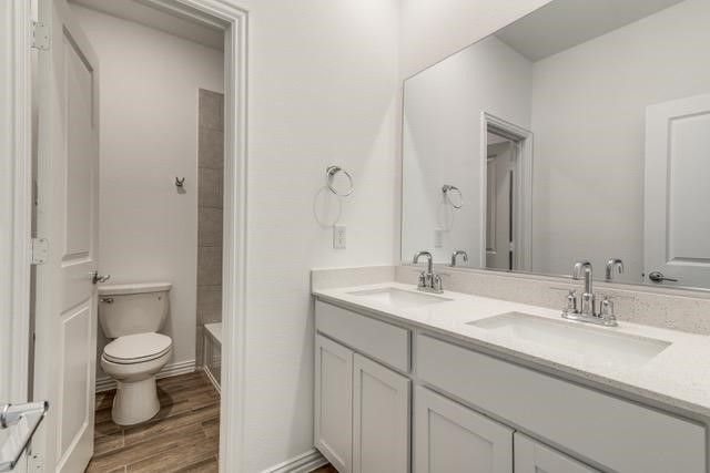 1033 Rosebay Drive, Justin, TX 76247