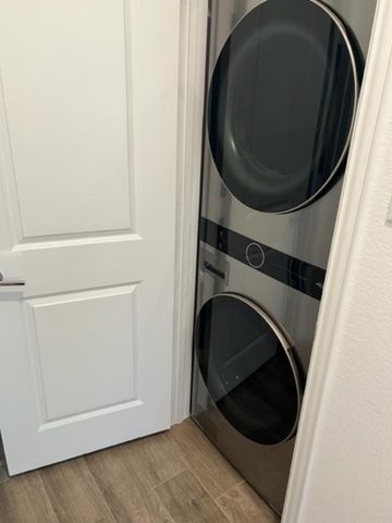 1033 Rosebay Drive, Justin, TX 76247