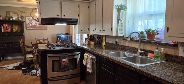 208 Mill Street, Lone Oak, TX 75453