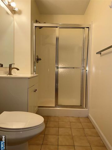 5 Chanda Court A005, Clifton, NJ 07012