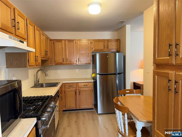 5 Chanda Court A005, Clifton, NJ 07012