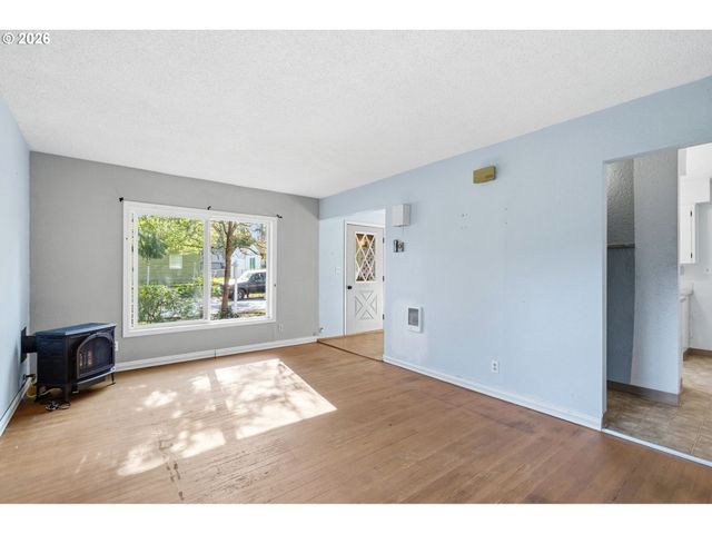 1061 5TH St, Washougal, WA 98671