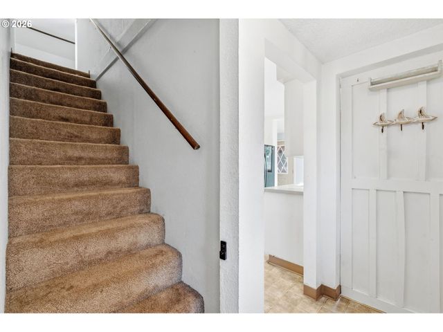 1061 5TH St, Washougal, WA 98671