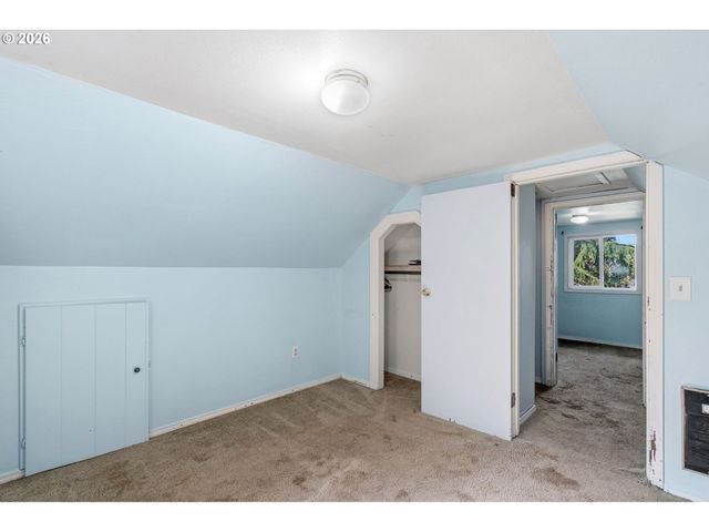 1061 5TH St, Washougal, WA 98671