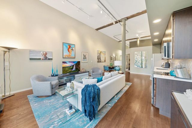 78 E Chestnut Street, 104, Columbus, OH 43215