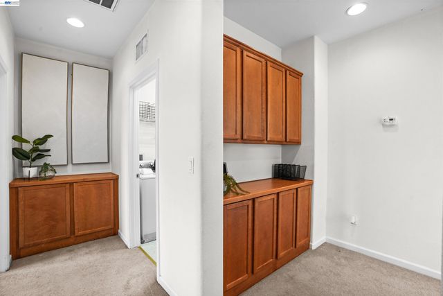 1048 Ashbridge Bay Dr, Pittsburg, CA 94565