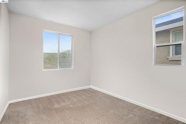 1048 Ashbridge Bay Dr, Pittsburg, CA 94565