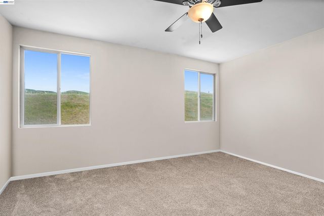 1048 Ashbridge Bay Dr, Pittsburg, CA 94565