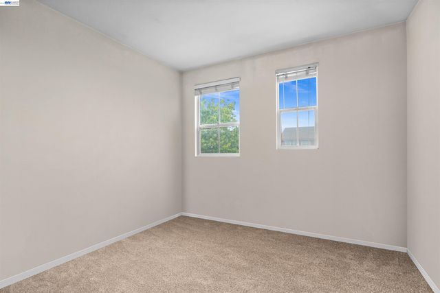 1048 Ashbridge Bay Dr, Pittsburg, CA 94565