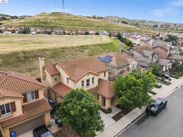 1048 Ashbridge Bay Dr, Pittsburg, CA 94565