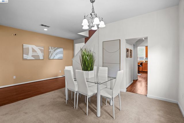 1048 Ashbridge Bay Dr, Pittsburg, CA 94565