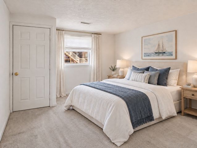180 Cadish Avenue 8, Hull, MA 02045