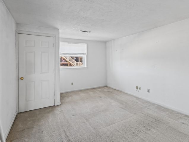 180 Cadish Avenue 8, Hull, MA 02045