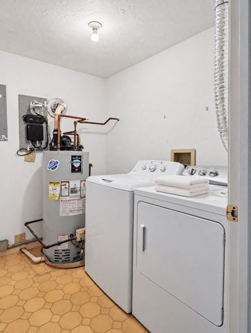 180 Cadish Avenue 8, Hull, MA 02045