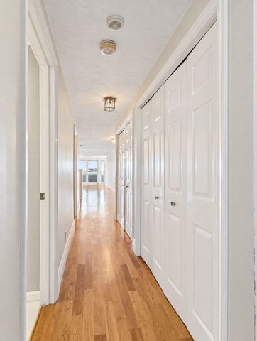 180 Cadish Avenue 8, Hull, MA 02045
