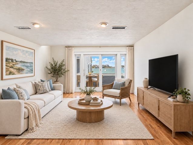 180 Cadish Avenue 8, Hull, MA 02045