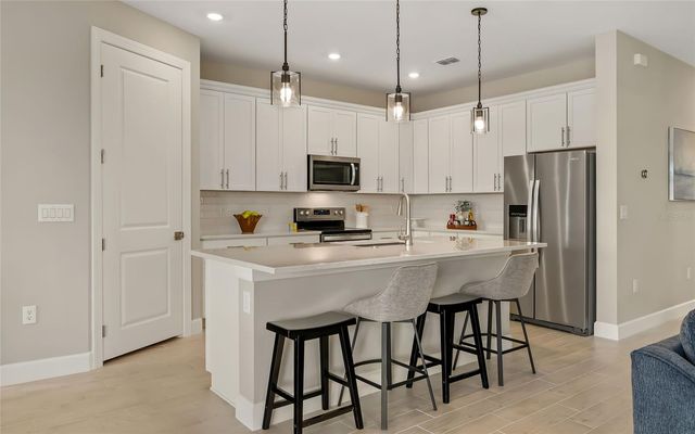 17342 LUMINOUS AVENUE, Venice, FL 34293